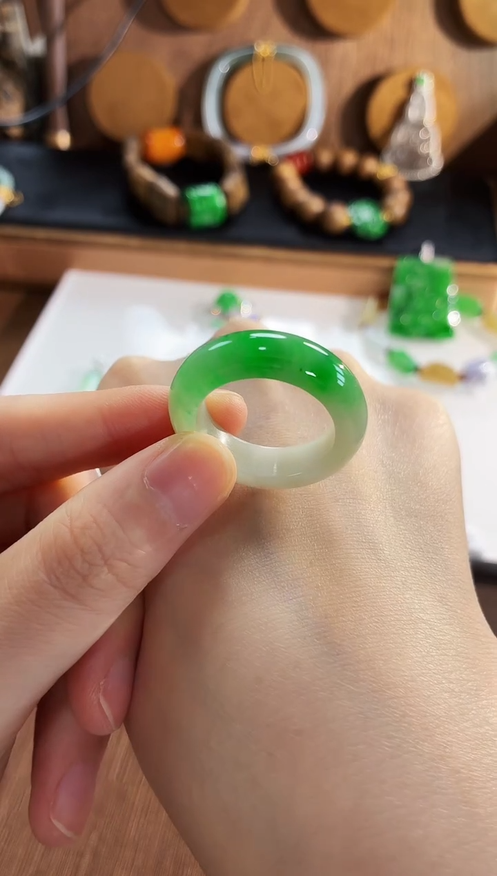 未镶嵌戒指翡翠手饰 22圈