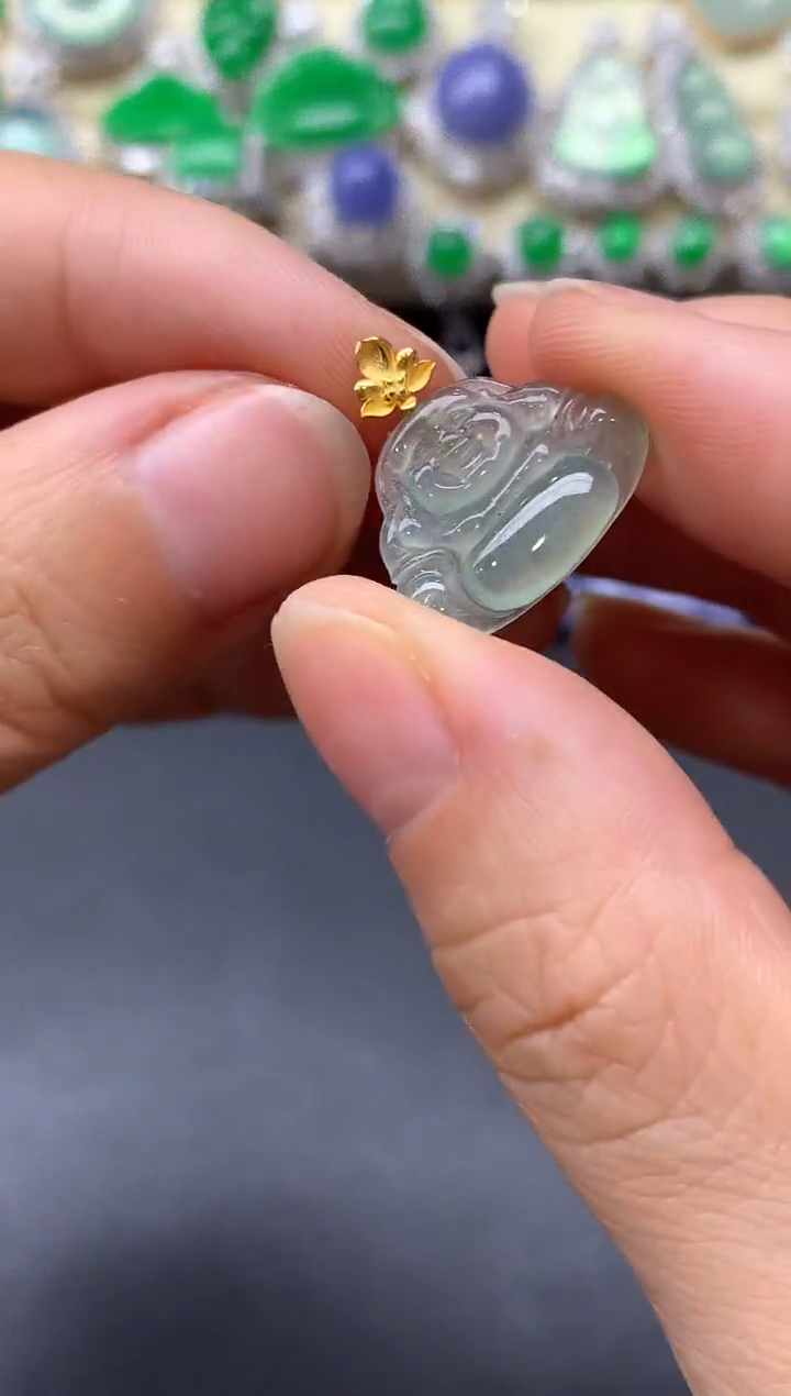 颈饰18K金镶嵌翡翠44-中国好珍宝