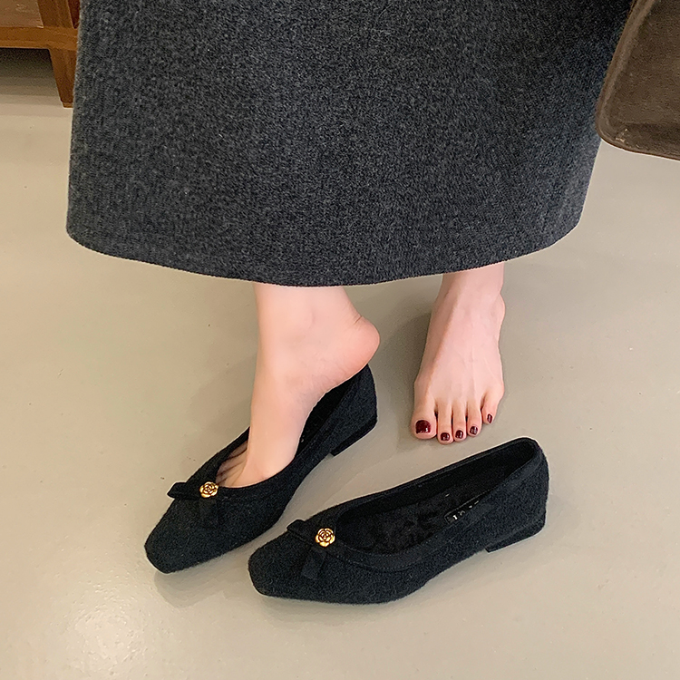 法式粗跟复古方头毛毛鞋女外穿2025年秋冬新款单鞋保暖通勤棉单鞋