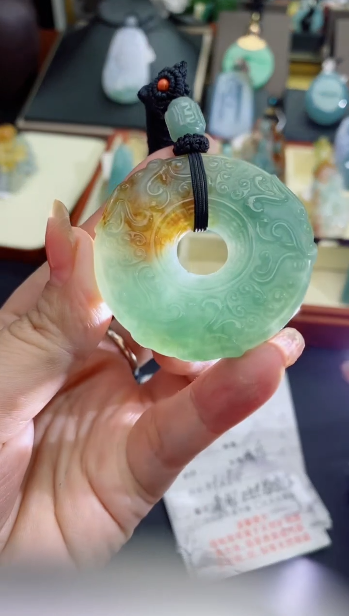 颈饰未镶嵌翡翠缅甸天然翡翠