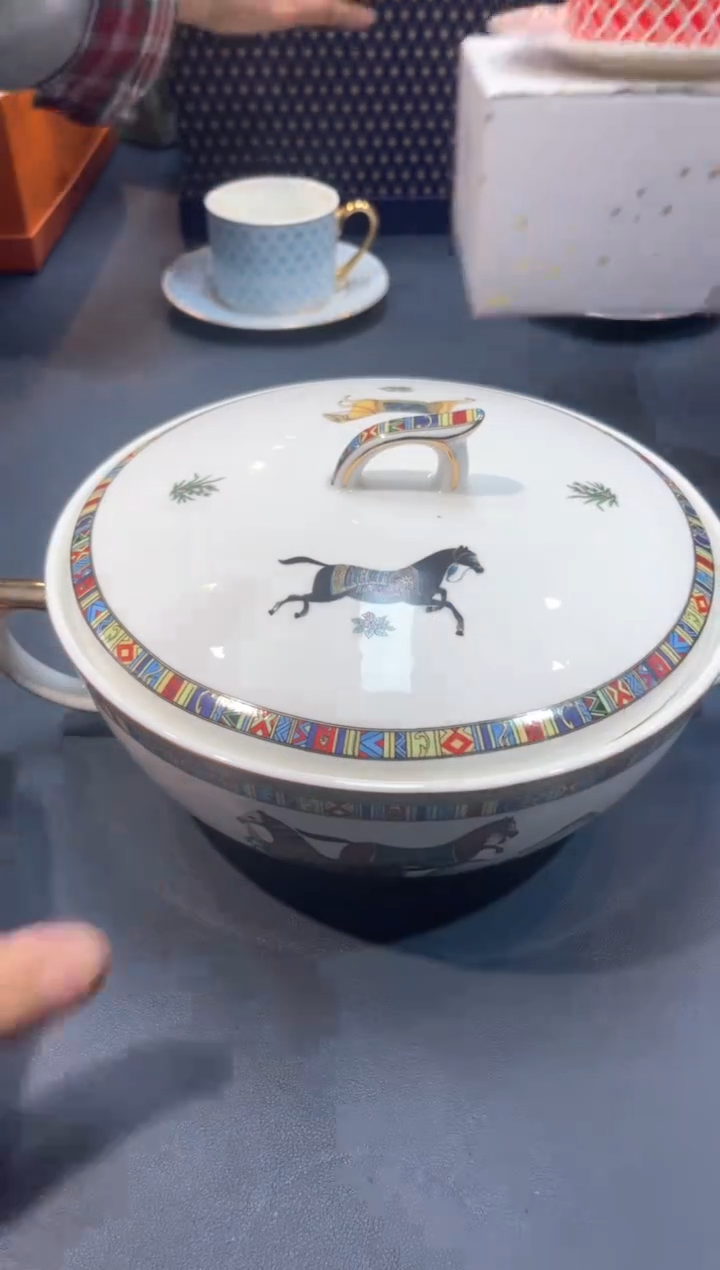 【闪购商品】碗HT166全场正品，京东包邮