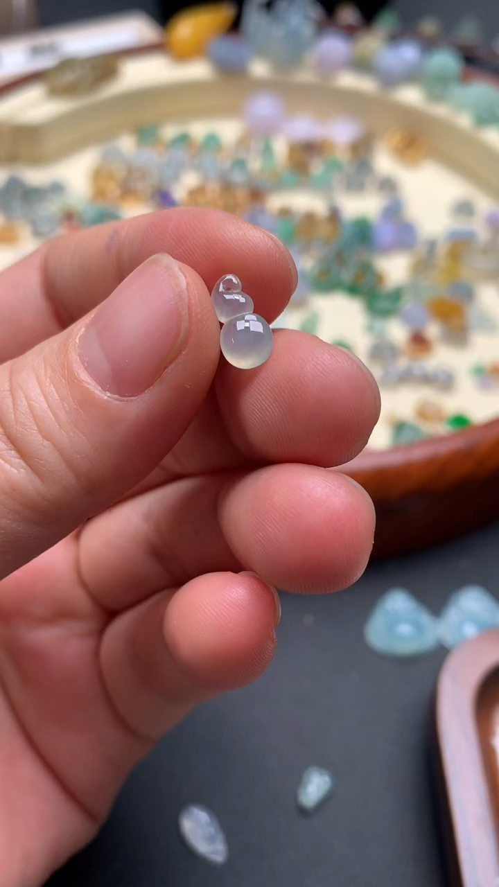 【闪购商品】翡翠颈饰未镶嵌翡翠葫芦