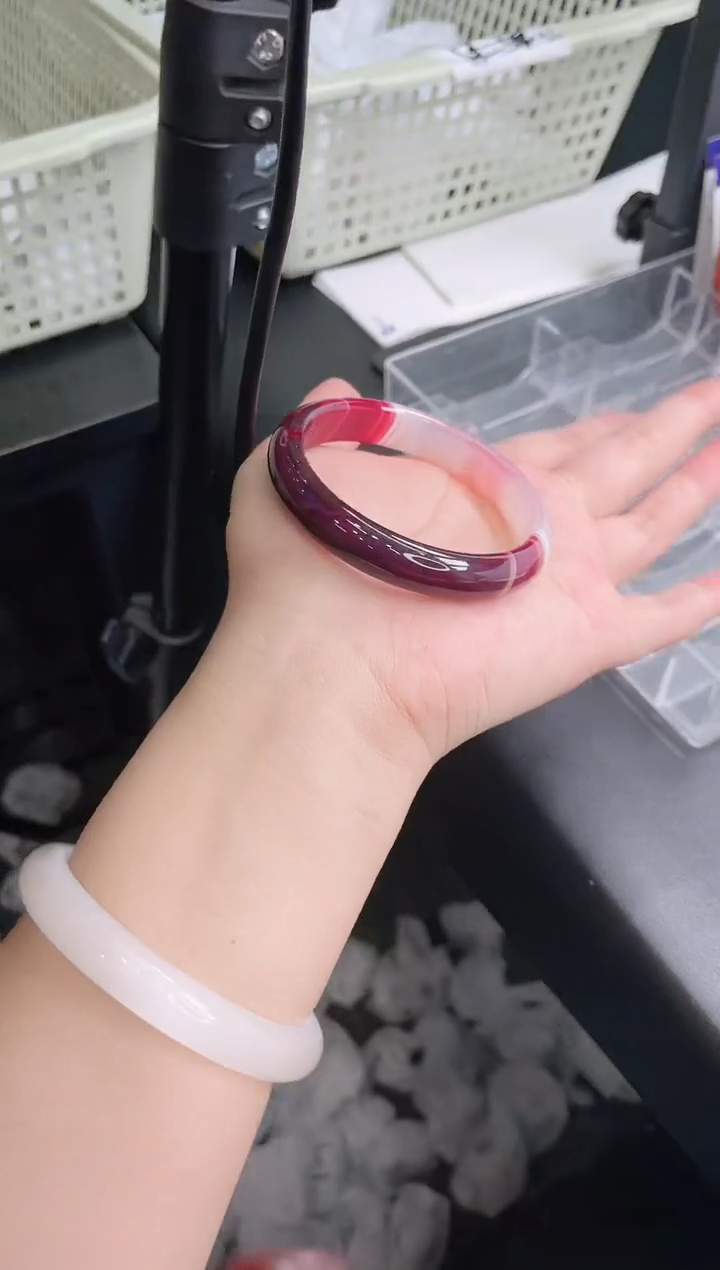 【闪购商品】石英质玉手镯未镶嵌416-57.1