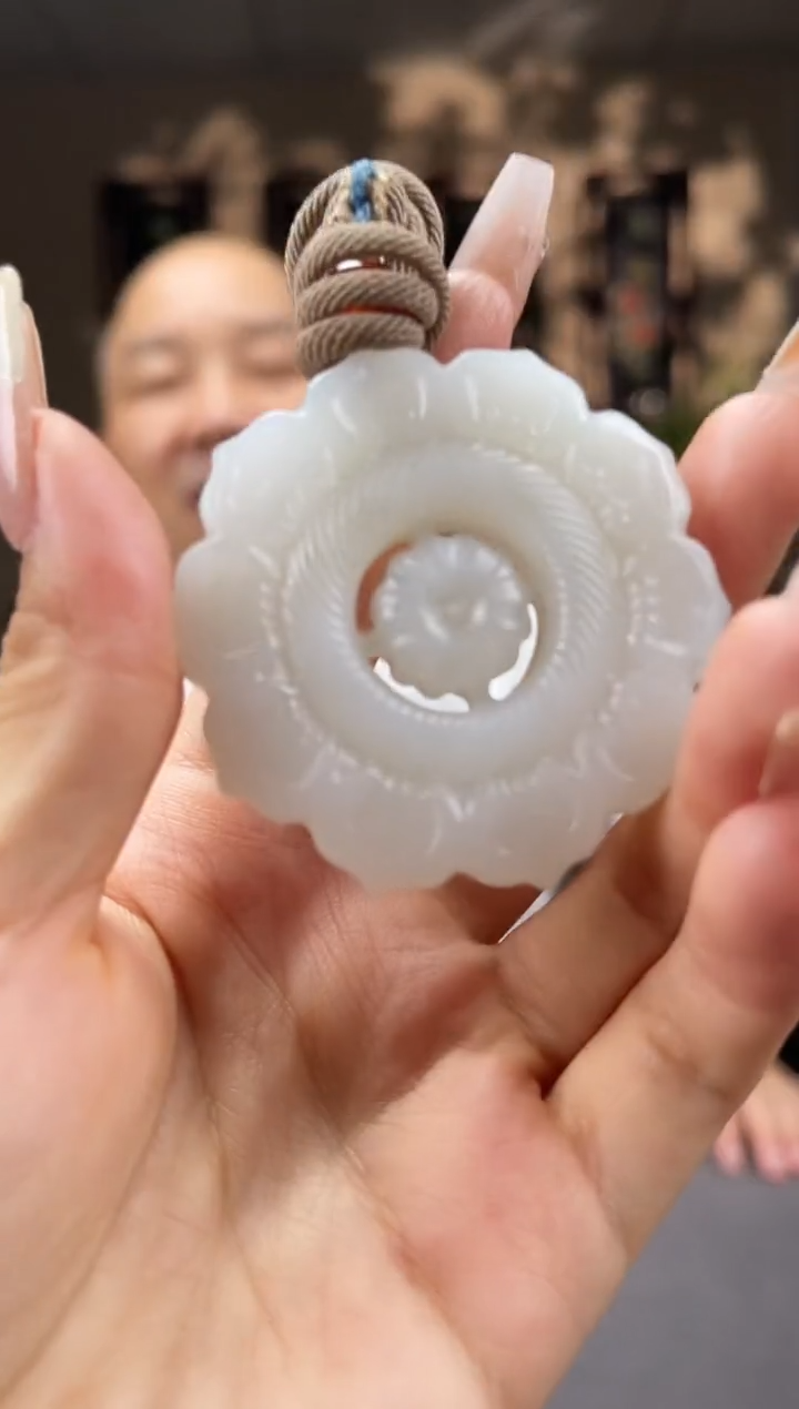 和田玉未镶嵌颈饰S444