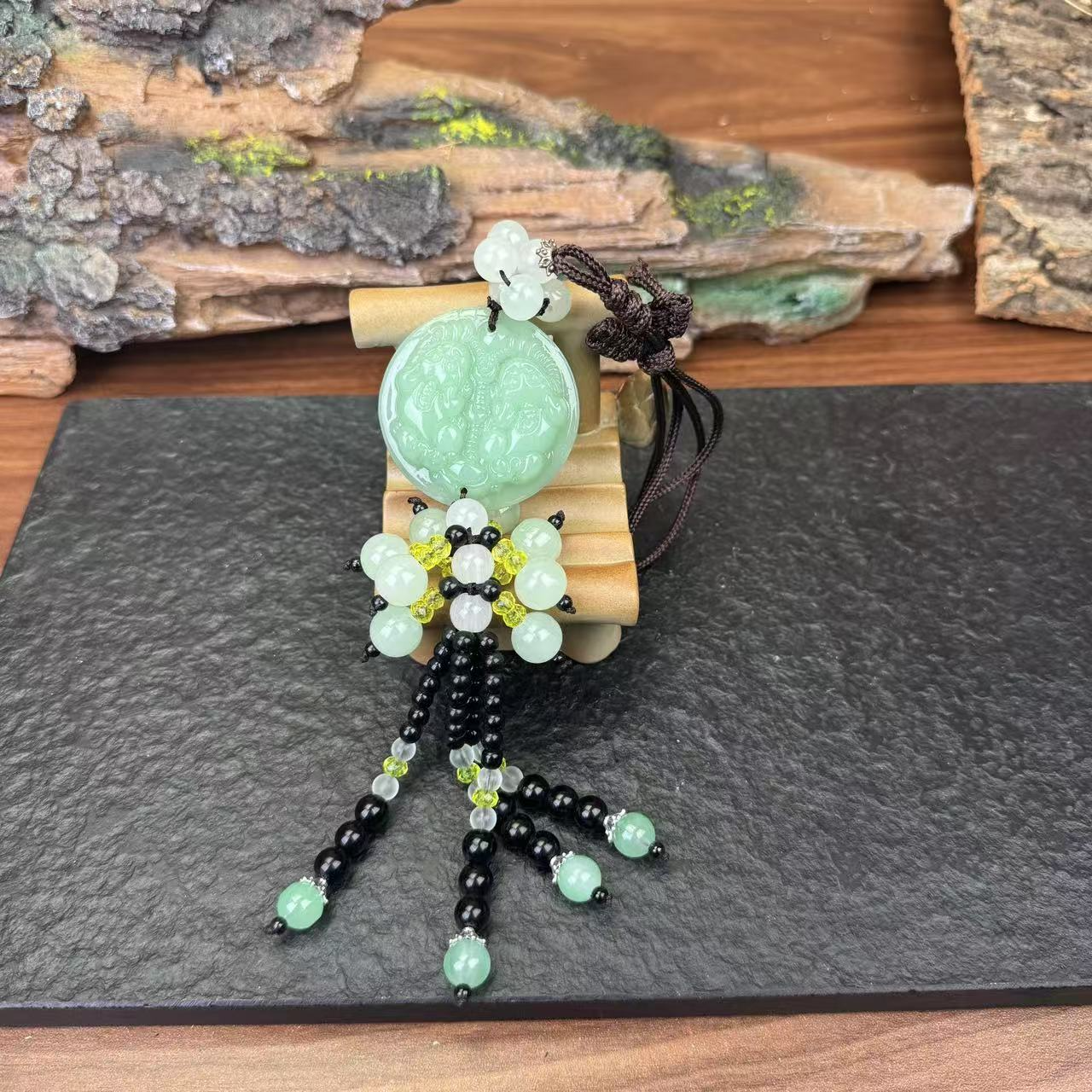 （时光）和田玉貔貅玉佩车挂SC030