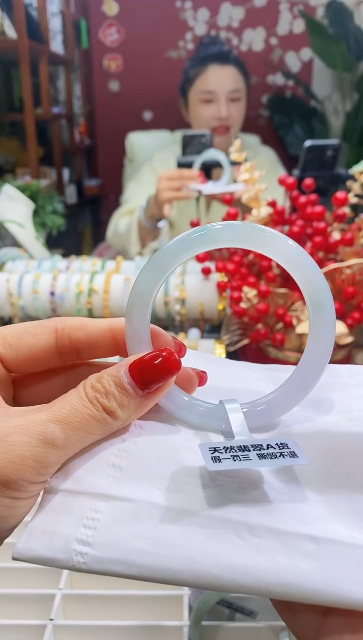 【闪购商品】翡翠手镯（圆镯）未镶嵌115圆条56-58/9.1*9.0