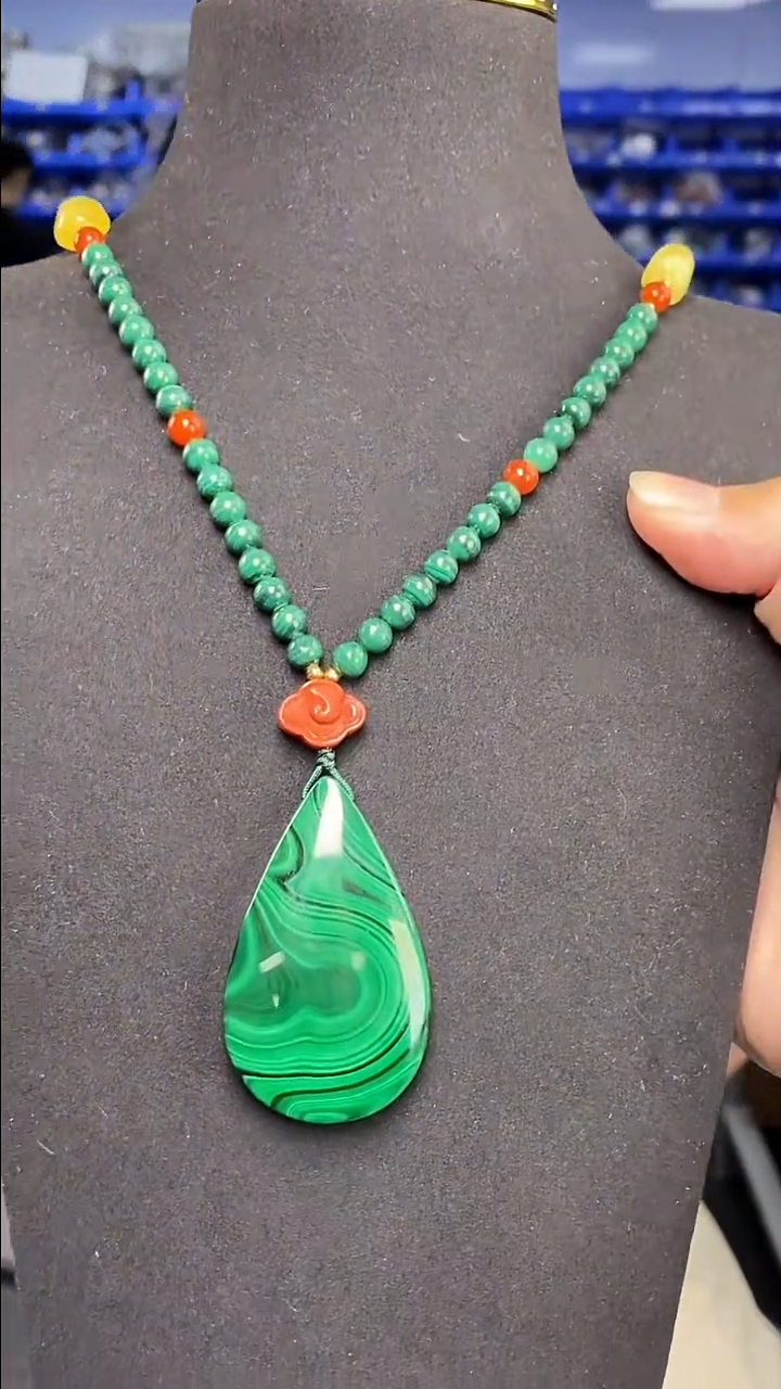 未镶嵌孔雀石颈饰G14281