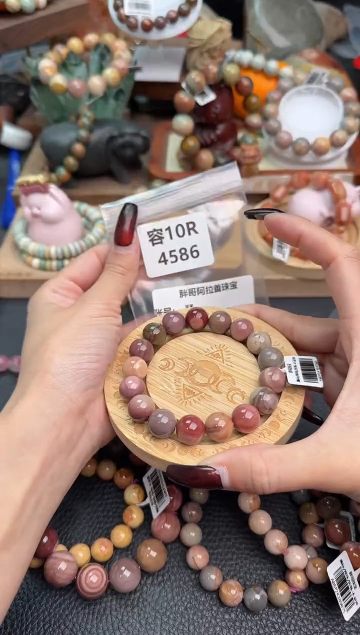 【闪购商品】石英质玉手链未镶嵌10R4586