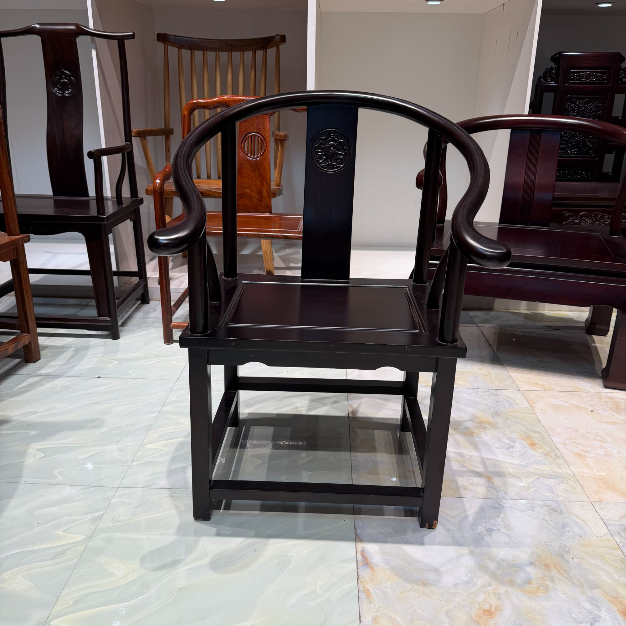 黑檀圈椅古典太师椅实木办公椅舒适主人椅