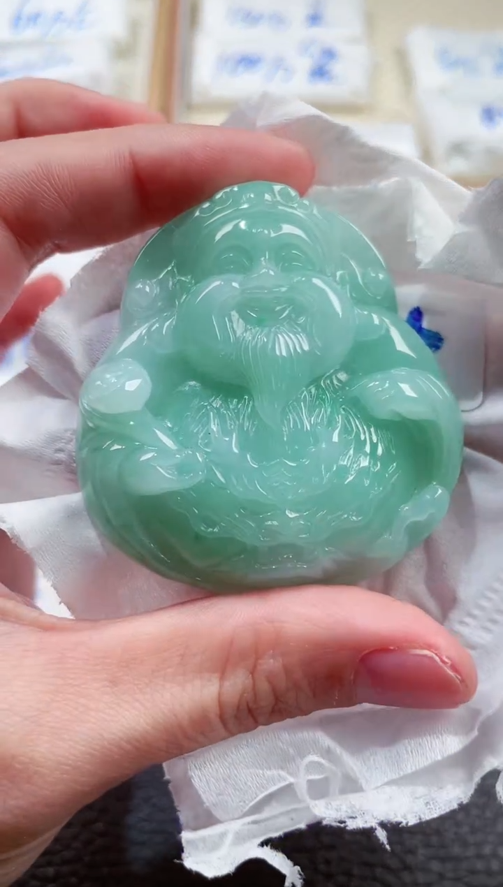 【闪购商品】翡翠颈饰未镶嵌000019625