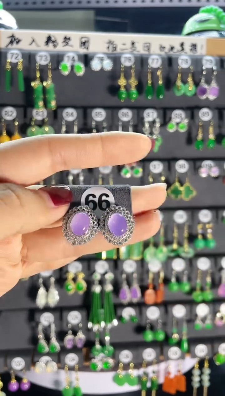 【闪购商品】翡翠耳饰银S925镶嵌66...