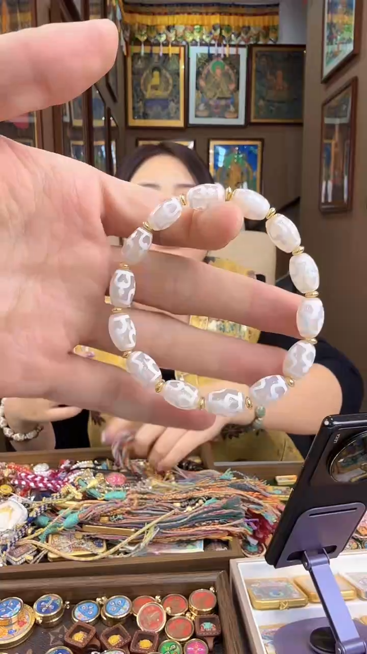 吊坠天珠手链-热贡纯手绘唐卡