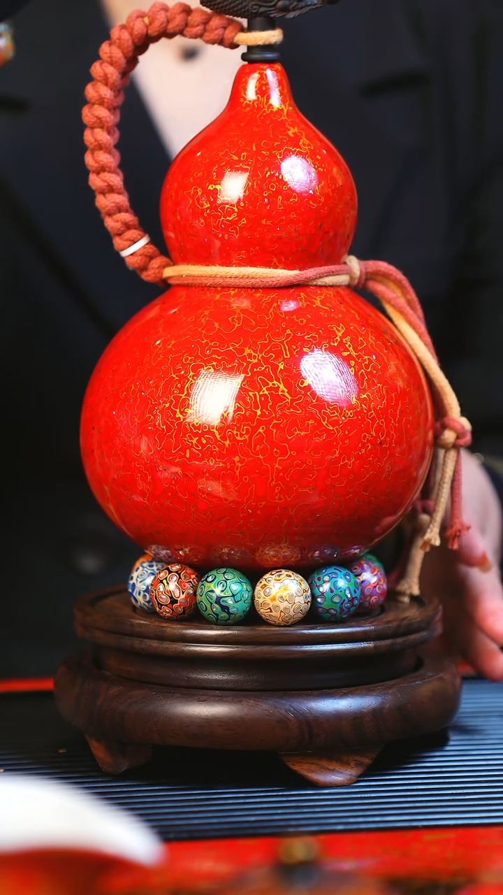 【闪购商品】JN031漆艺酒葫芦不包手串及旋转底座