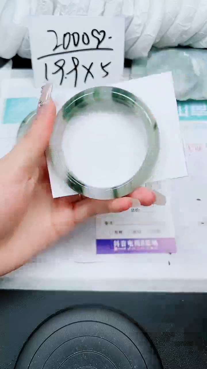 【闪购商品】石英质玉手镯未镶嵌A32-57`58`59`