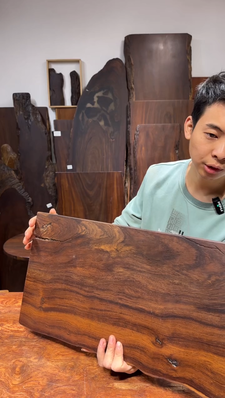 风车木（黑檀木）尺寸52*27*2.2编号029