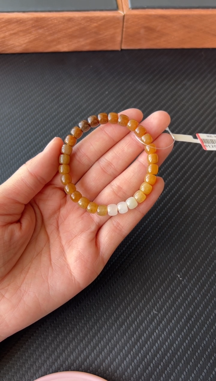 【闪购商品】和田玉手串未镶嵌若羌微色差6-7