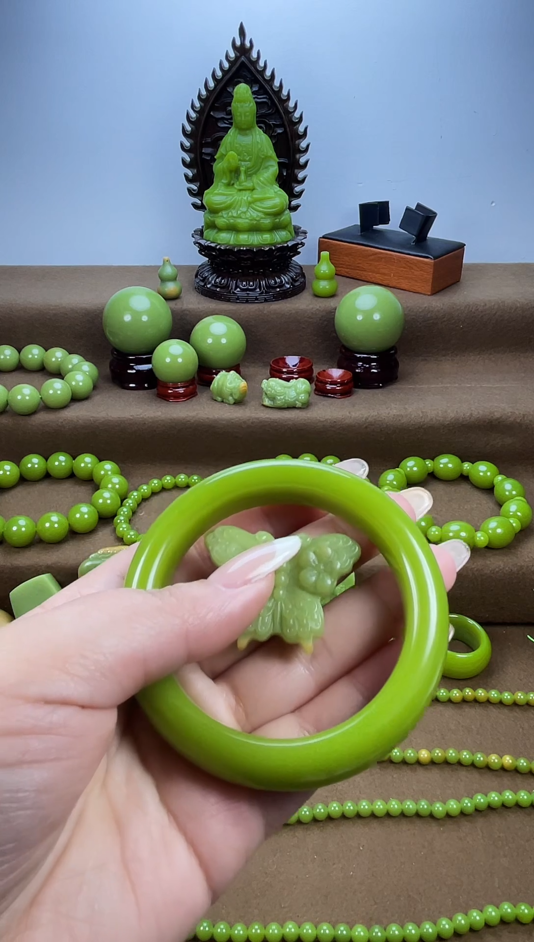 石材萍*蝴蝶加镯子