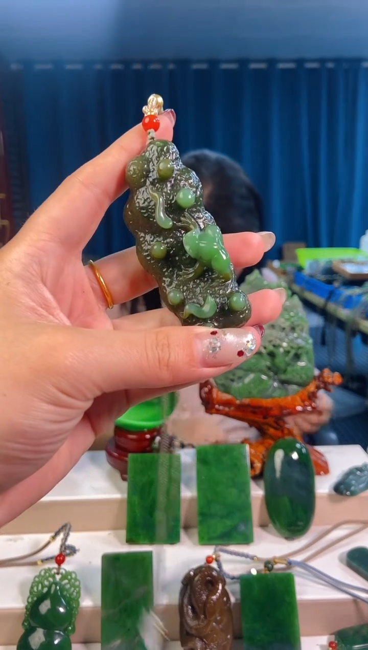 【闪购商品】和田玉挂件未镶嵌1