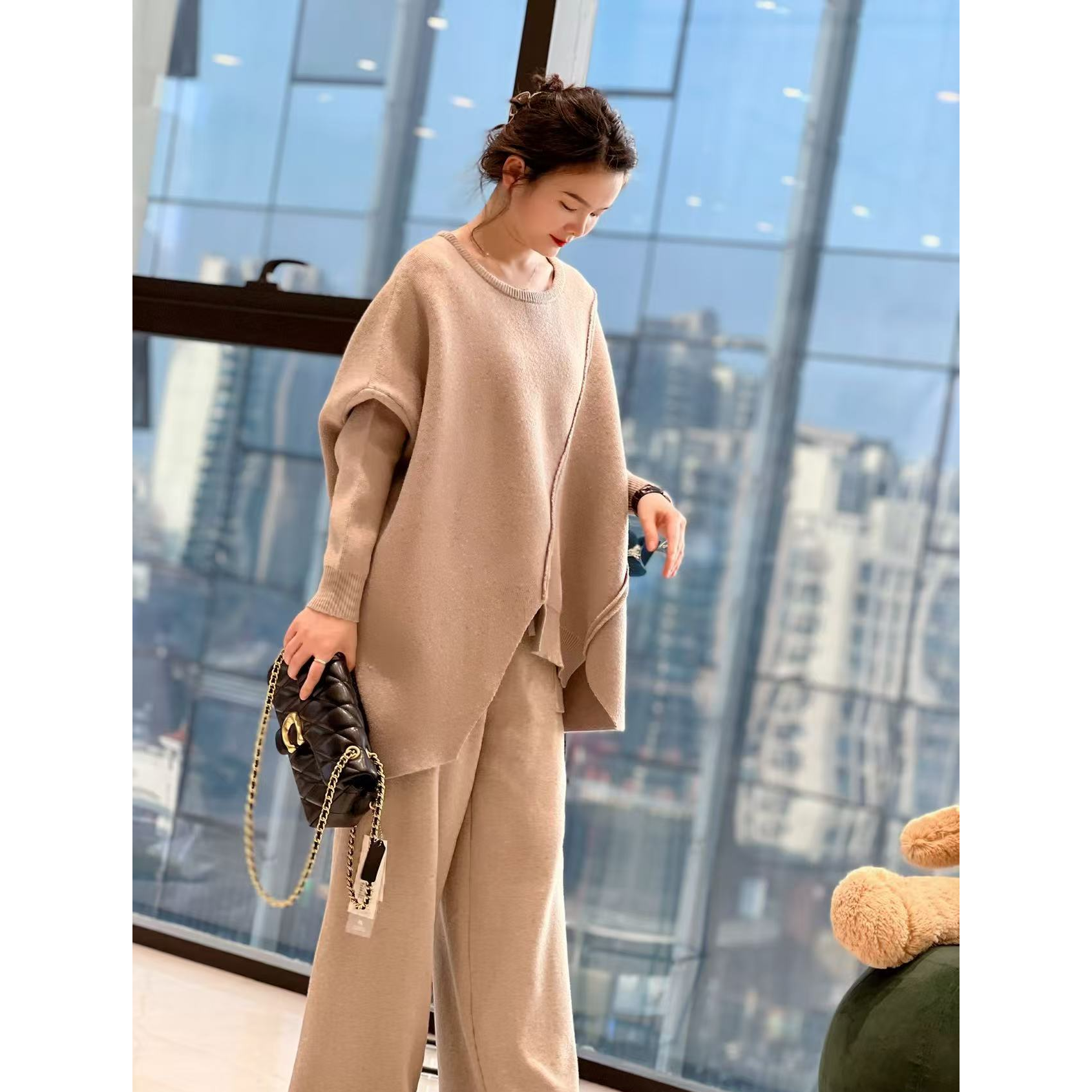 392原创设计欧美纯色设计师不规则气质大码走秀款针织衫