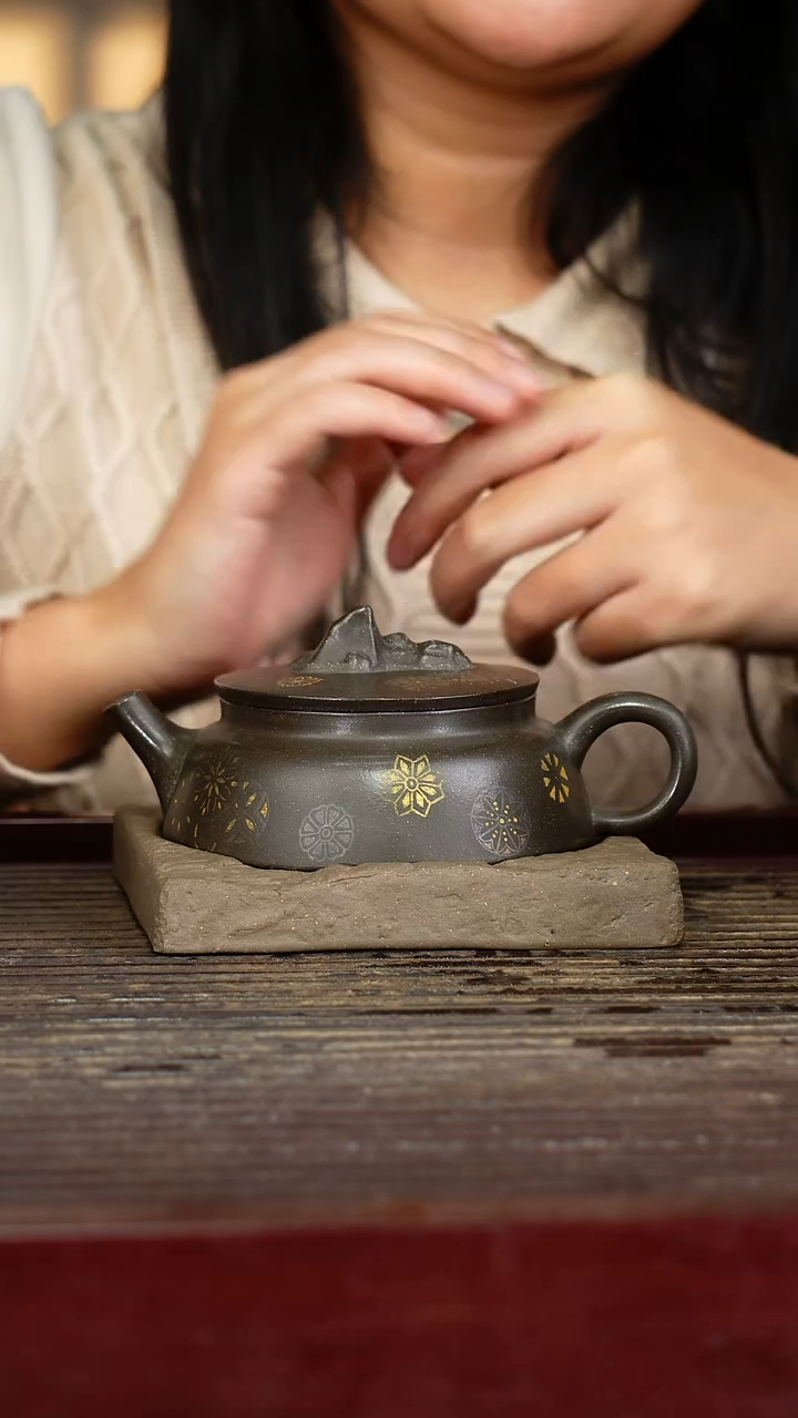 宜兴原矿紫砂壶茶壶宜兴原矿紫砂壶茶壶200C