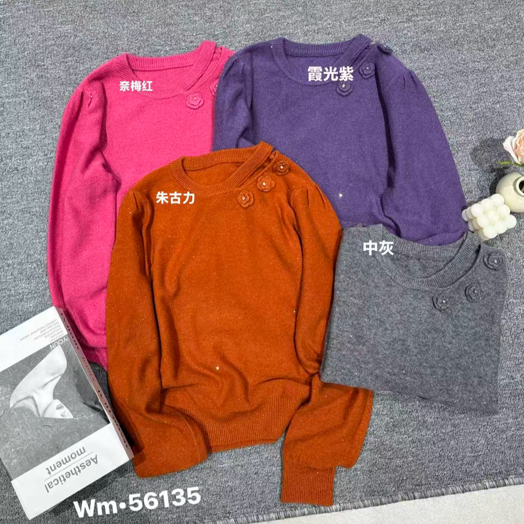  [ W i F i ]56135圆领立体花朵长袖针织毛衣（衣长57）