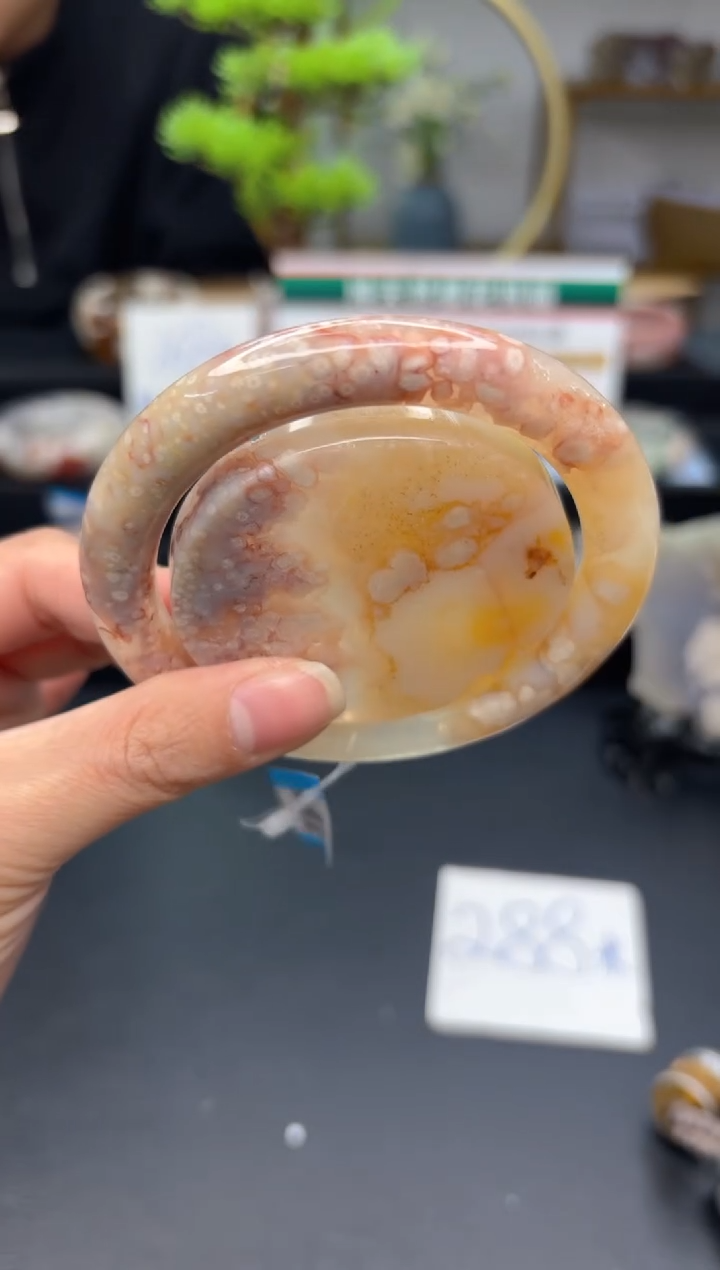【闪购商品】石英质玉手镯未镶嵌C536(61圈赠送镯心)