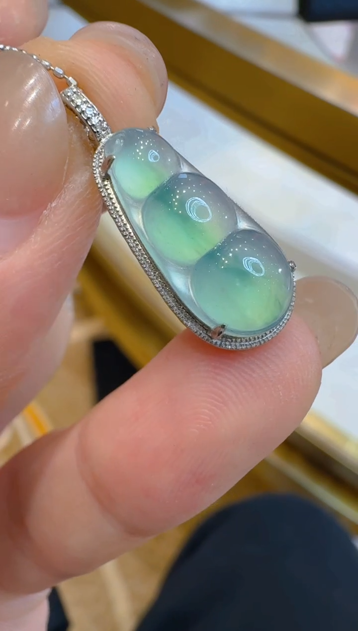 吊坠(不含链)18K金镶嵌翡翠多样性团购发一件