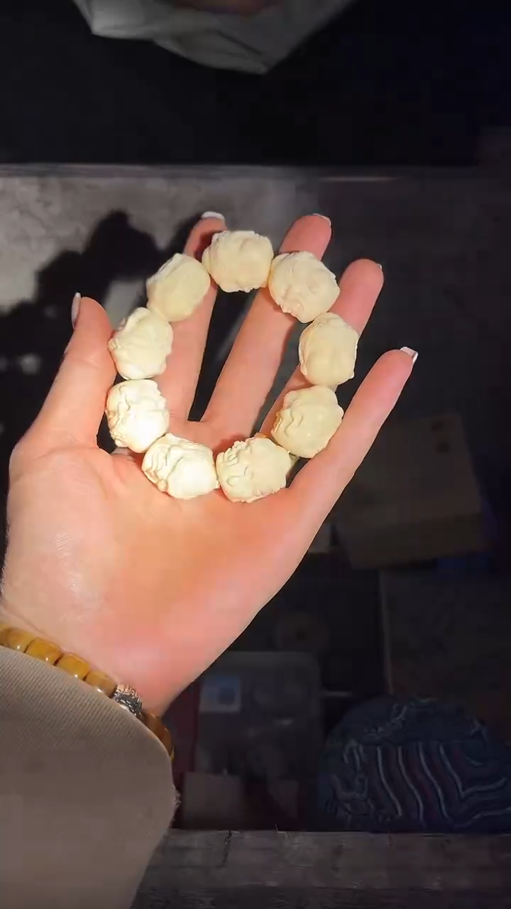 【闪购商品】【闪购商品】一面佛魔手串