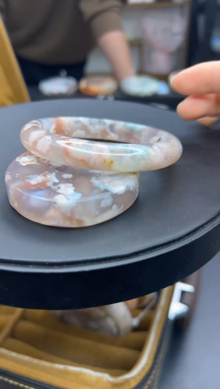 【闪购商品】石英质玉手镯未镶嵌A176(58圈赠送镯心)