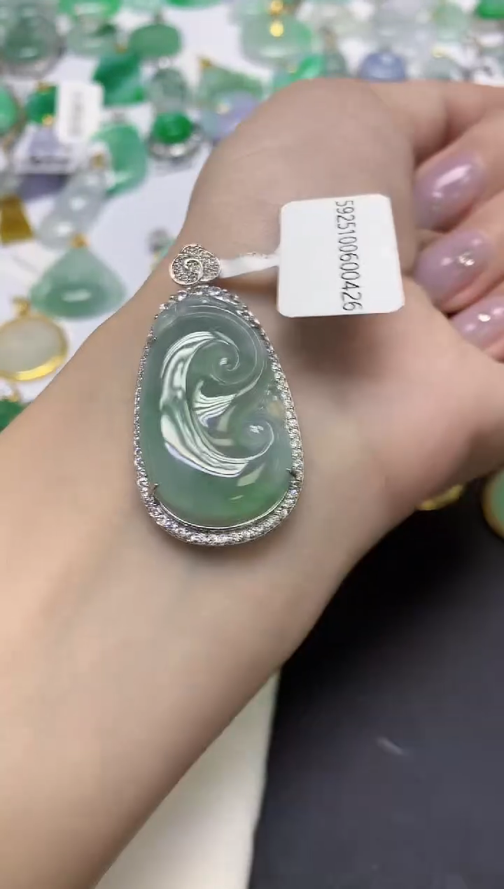 颈饰未镶嵌翡翠天然缅甸翡翠A货百元以上9元证书费自理