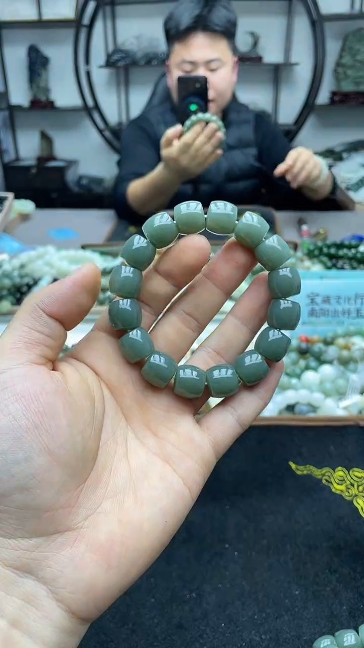 未镶嵌手串和田玉纯天然新疆且末天空蓝14直切