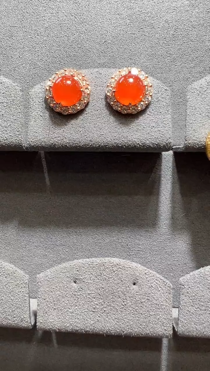 【闪购商品】南红玛瑙耳饰未镶嵌耳钉一对/多样性发货