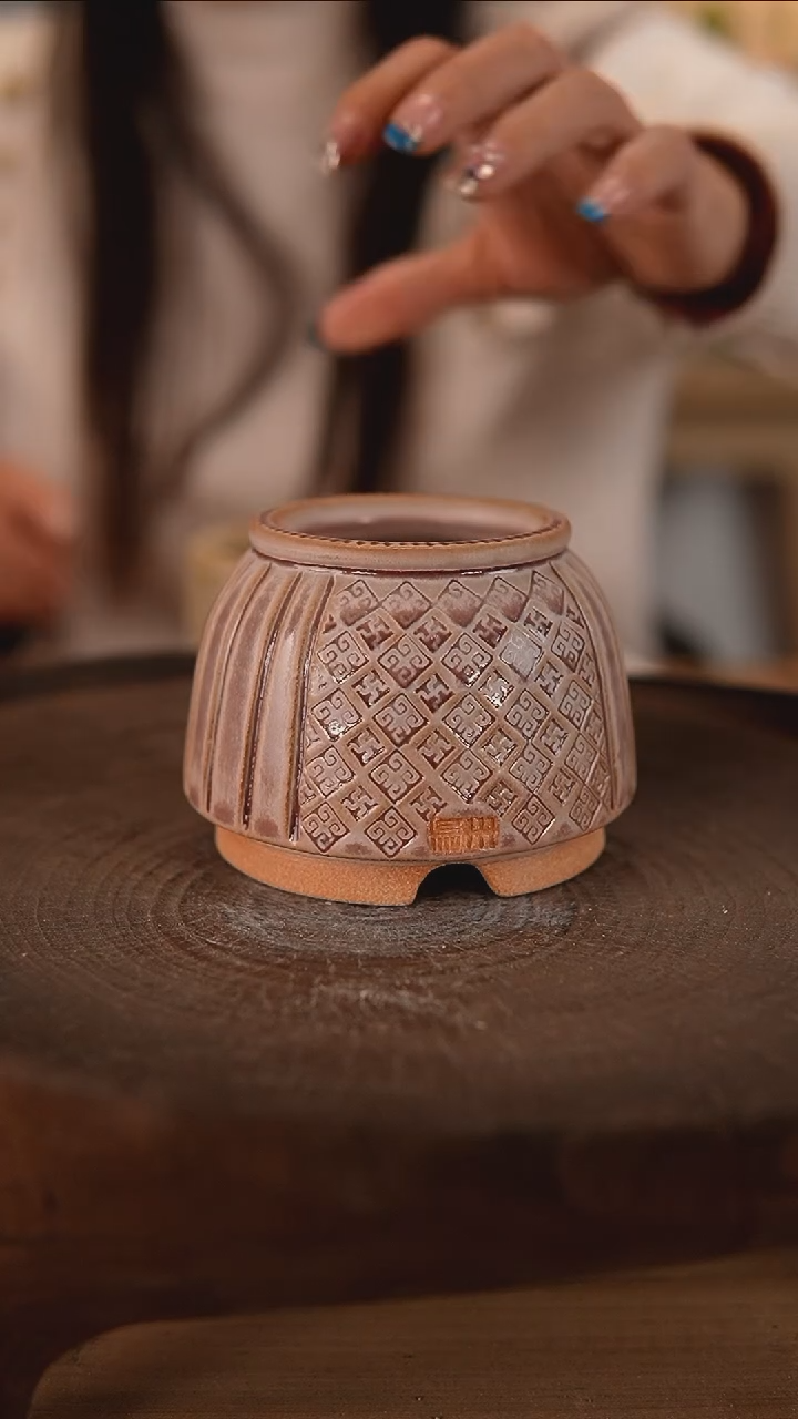 【闪购商品】红陶2-22-699默认有瑕口5.5