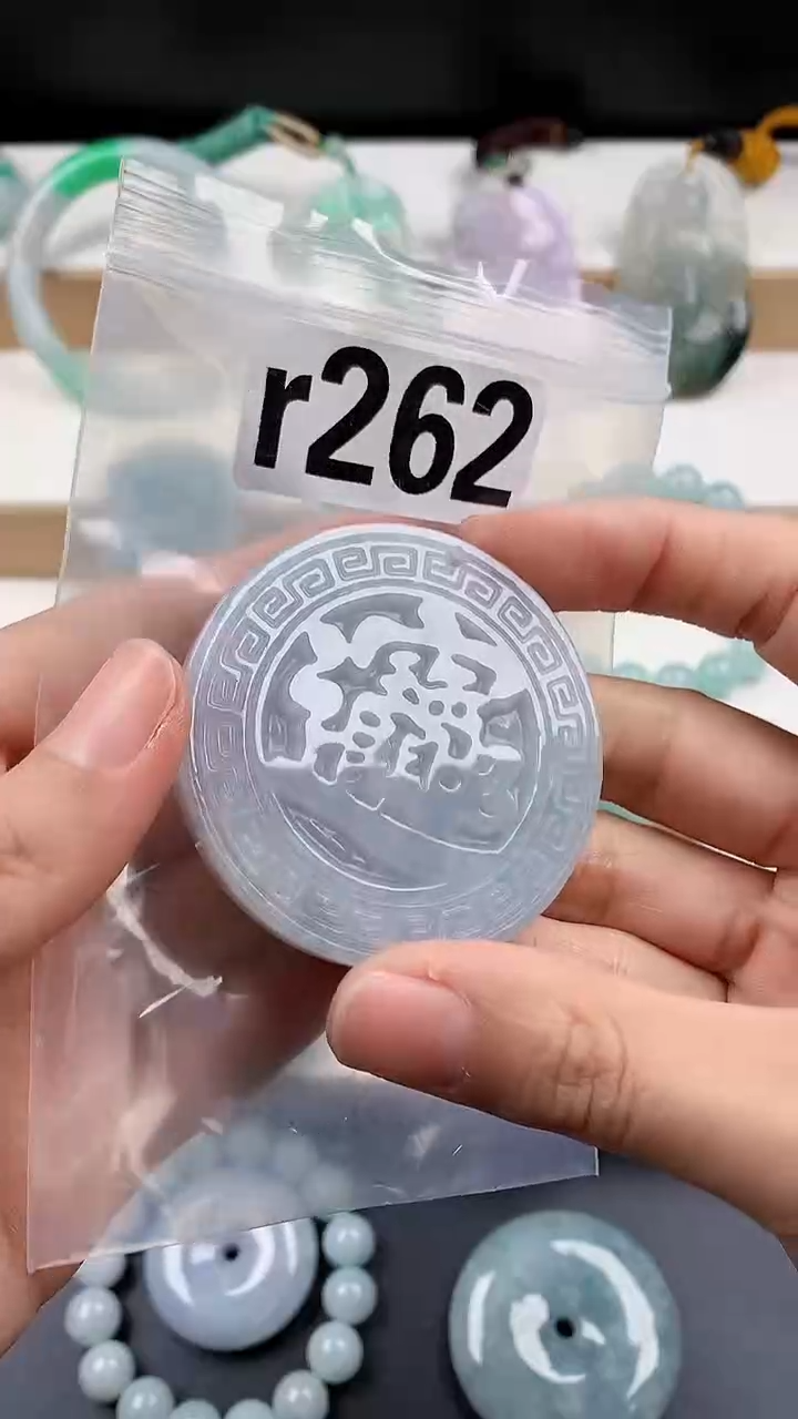 颈饰未镶嵌翡翠天然翡翠吊坠挂件