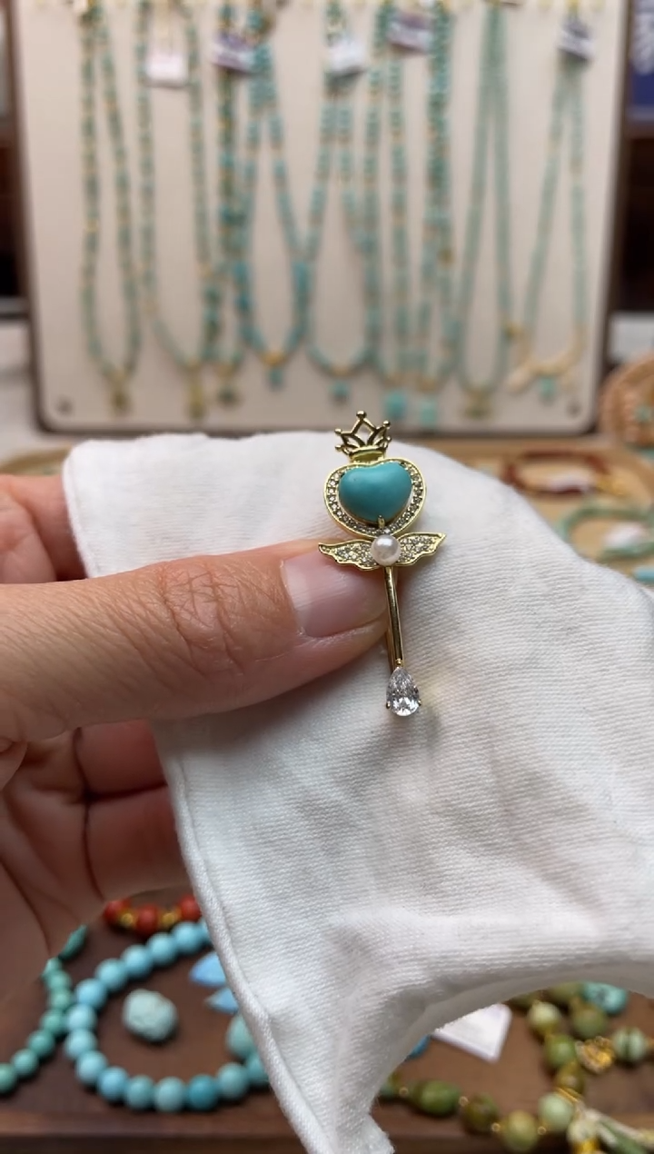 【闪购商品】绿松石珠宝奇石合金225