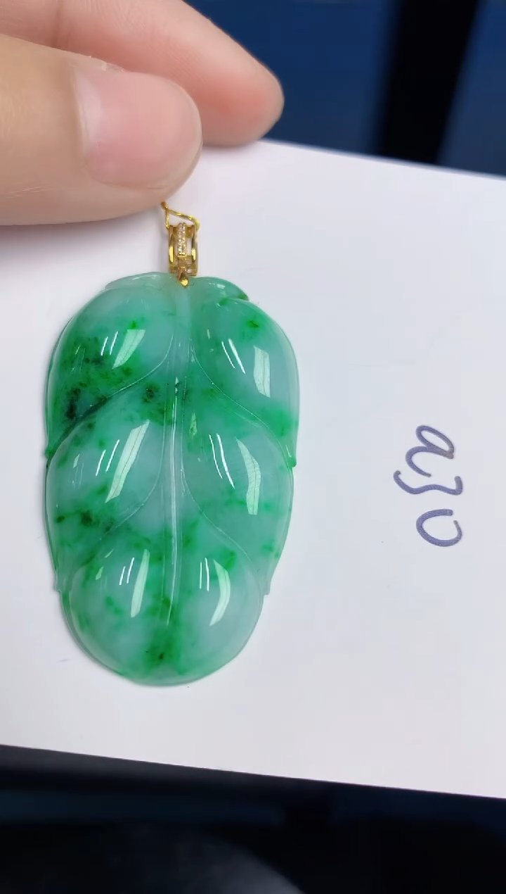 【闪购商品】翡翠颈饰18K金镶嵌0000000000