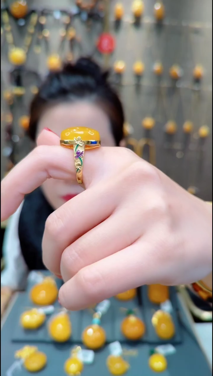 【闪购商品】蜜蜡戒指银S925镀金镶嵌H752蜜蜡戒指