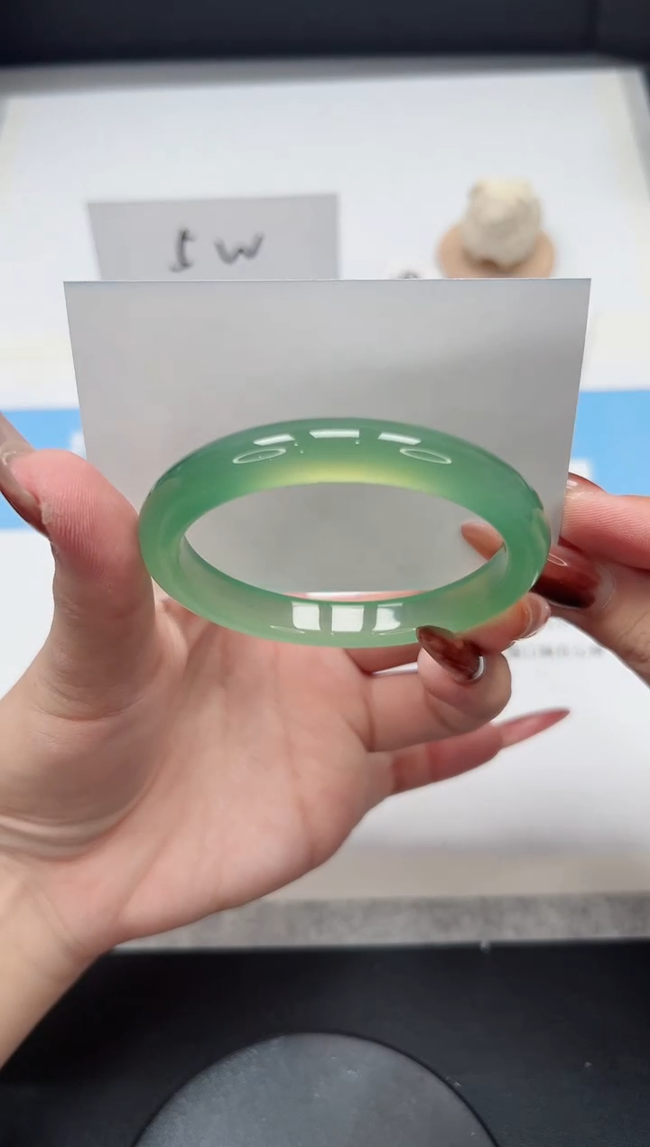 【闪购商品】玛瑙/玉髓手镯未镶嵌120/晴水56