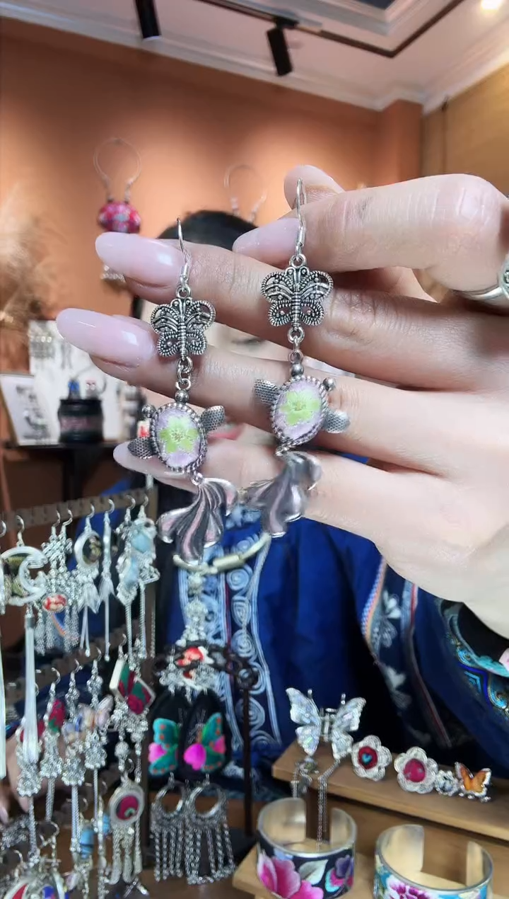 【闪购商品】刺绣纯手工民族风耳环