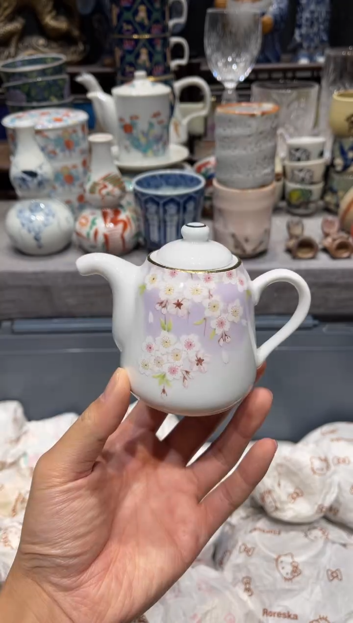 瓷片樱花小调料壶