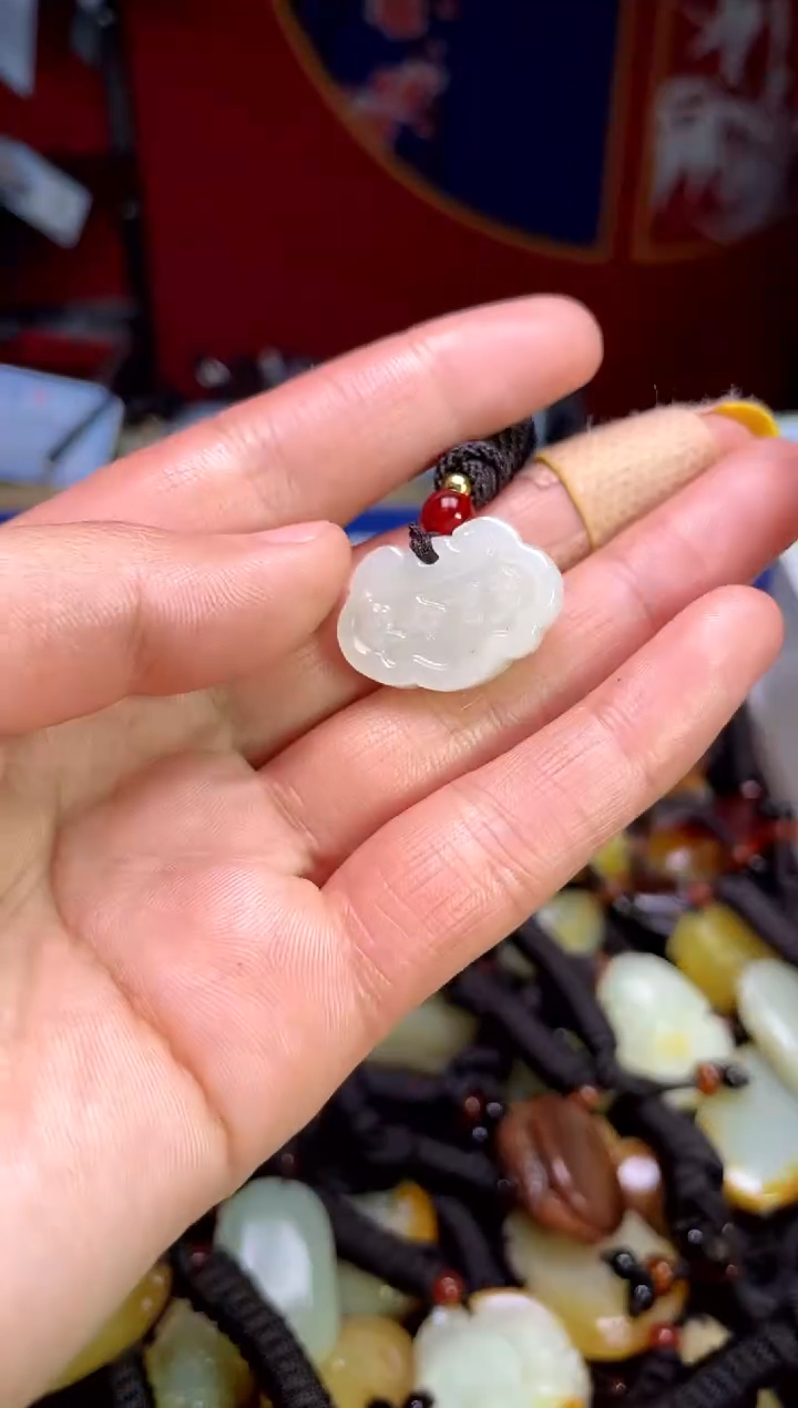 【闪购商品】和田玉颈饰未镶嵌23