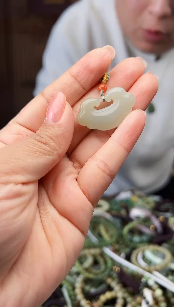 颈饰未镶嵌和田玉多样性发货拍一发一