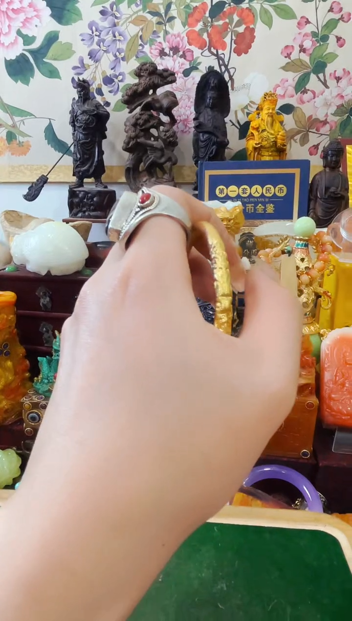 黄镯老板娘主播推荐推荐