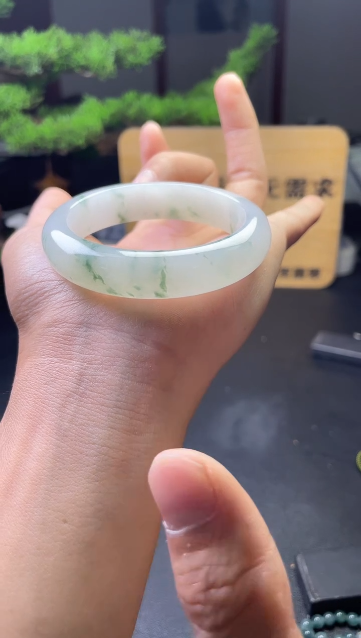 未镶嵌毛胚定制翡翠?***峦发一件