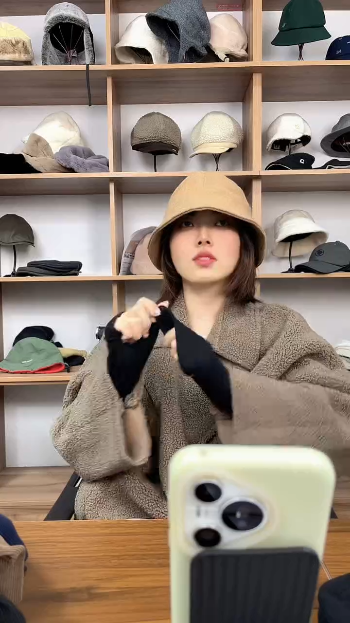 头层牛皮革羊毛桶帽