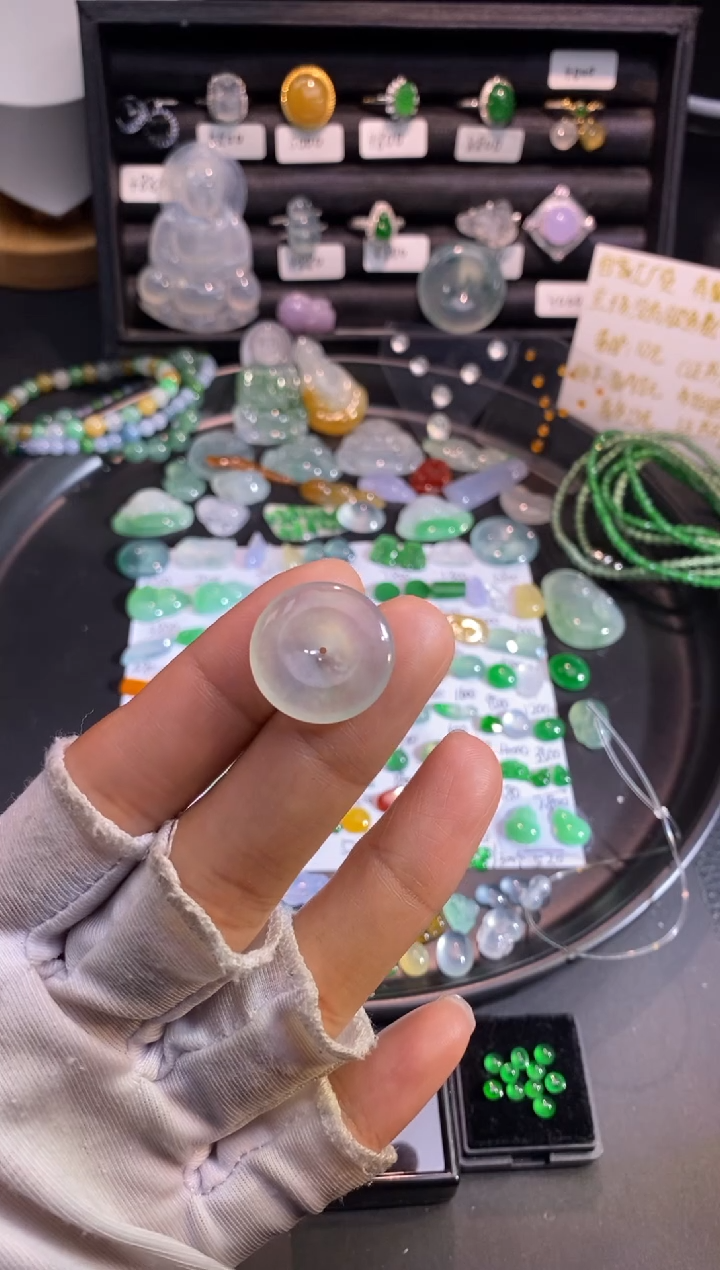 【闪购商品】翡翠挂件未镶嵌豆子