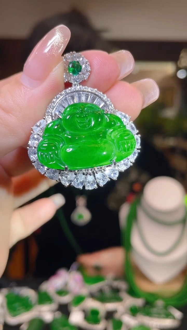 【闪购商品】翡翠吊坠(不含链)未镶嵌多样性发其一