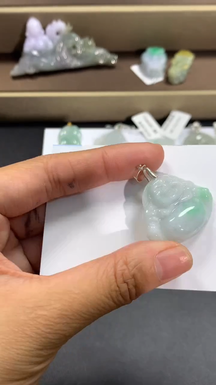 颈饰未镶嵌翡翠1