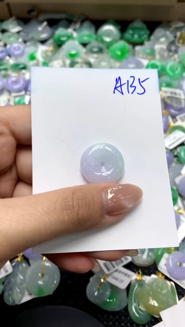 【闪购商品】翡翠颈饰未镶嵌111111111