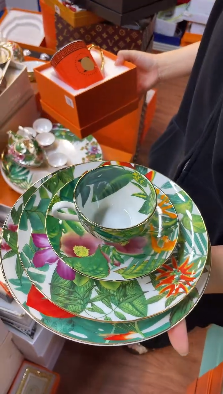 杯鸿辉家品牌瓷器，京东包邮！